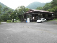 キャンプ場