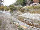 清流は去年の大雨で橋が流された