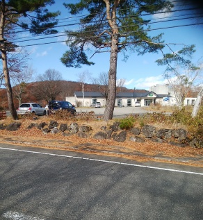 向かいの管理事務所